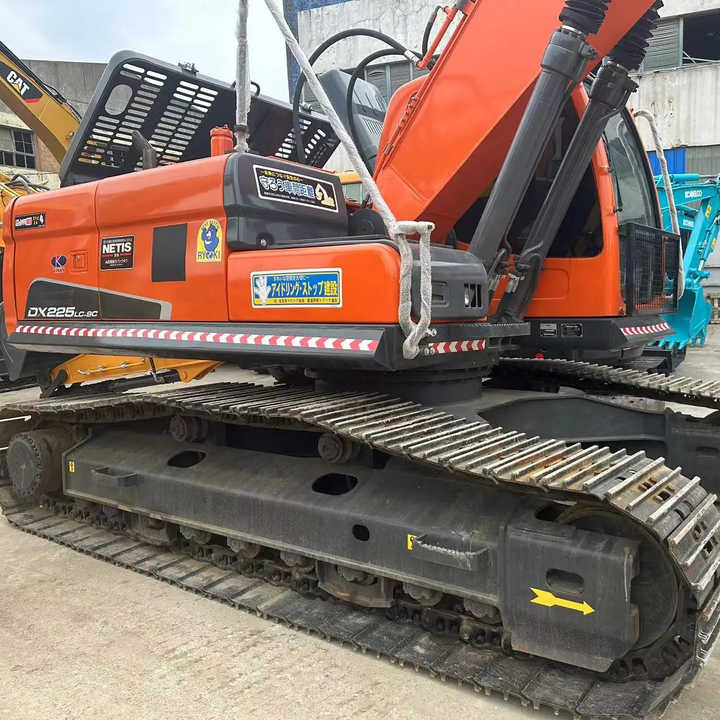 Used Excavator Doosan DX225LC-9 Excavators Mini Equipment Earth Moving Machinery Doosan Digger Excavator for Sale - Crawler excavator: picture 1 Used Excavator Doosan DX225LC-9 Excavators Mini Equipment Earth Moving Machinery Doosan Digger Excavator for Sale - Crawler excavator: picture 1