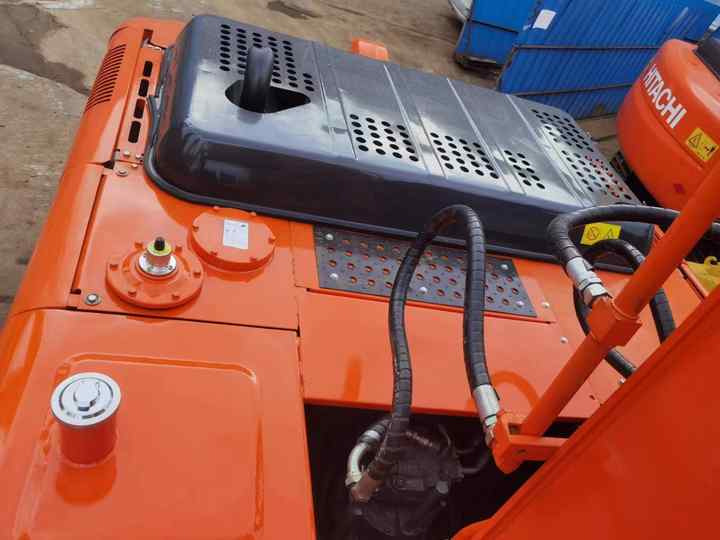 Used Hitachi ZX200-3G Excavator for Sale - Low Hours, Full Documentation, 2-Year Warranty - Crawler excavator: picture 3 Used Hitachi ZX200-3G Excavator for Sale - Low Hours, Full Documentation, 2-Year Warranty - Crawler excavator: picture 3