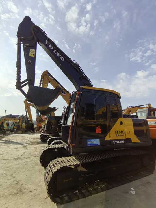 Used Volvo 14 tonne crawler excavator Volvo ec140 excavator powerful low price good quality for sale - Crawler excavator: picture 2 Used Volvo 14 tonne crawler excavator Volvo ec140 excavator powerful low price good quality for sale - Crawler excavator: picture 2