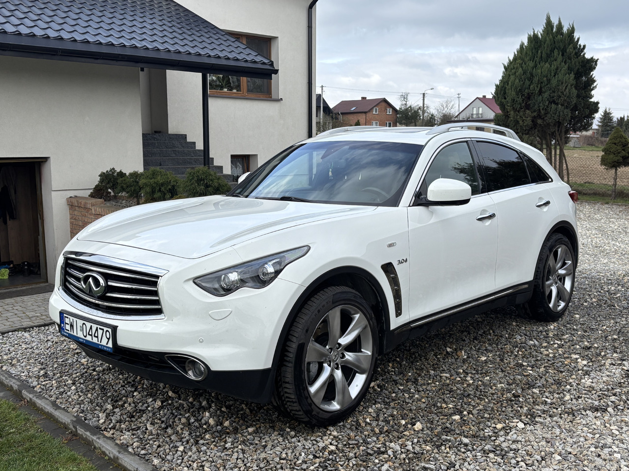 Infiniti QX70 FX30 Diesel V6 Euro6 - SUV: picture 1 Infiniti QX70 FX30 Diesel V6 Euro6 - SUV: picture 1
