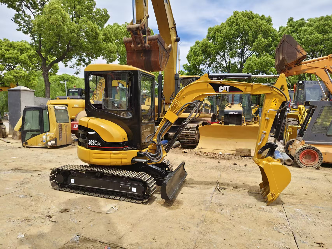 CATERPILLAR 303C - Mini excavator: picture 3 CATERPILLAR 303C - Mini excavator: picture 3