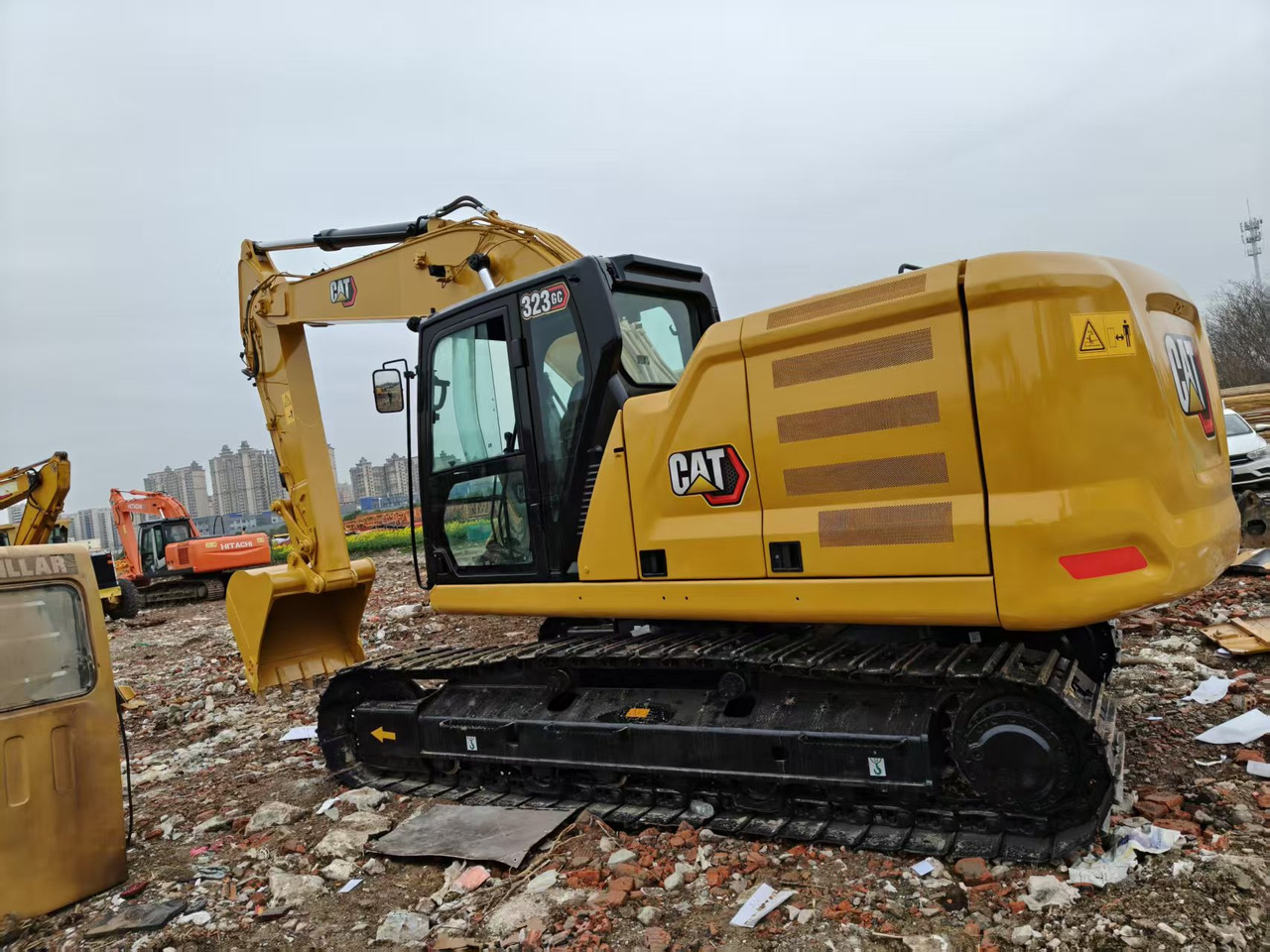 CATERPILLAR 323GC - Crawler excavator: picture 1 CATERPILLAR 323GC - Crawler excavator: picture 1