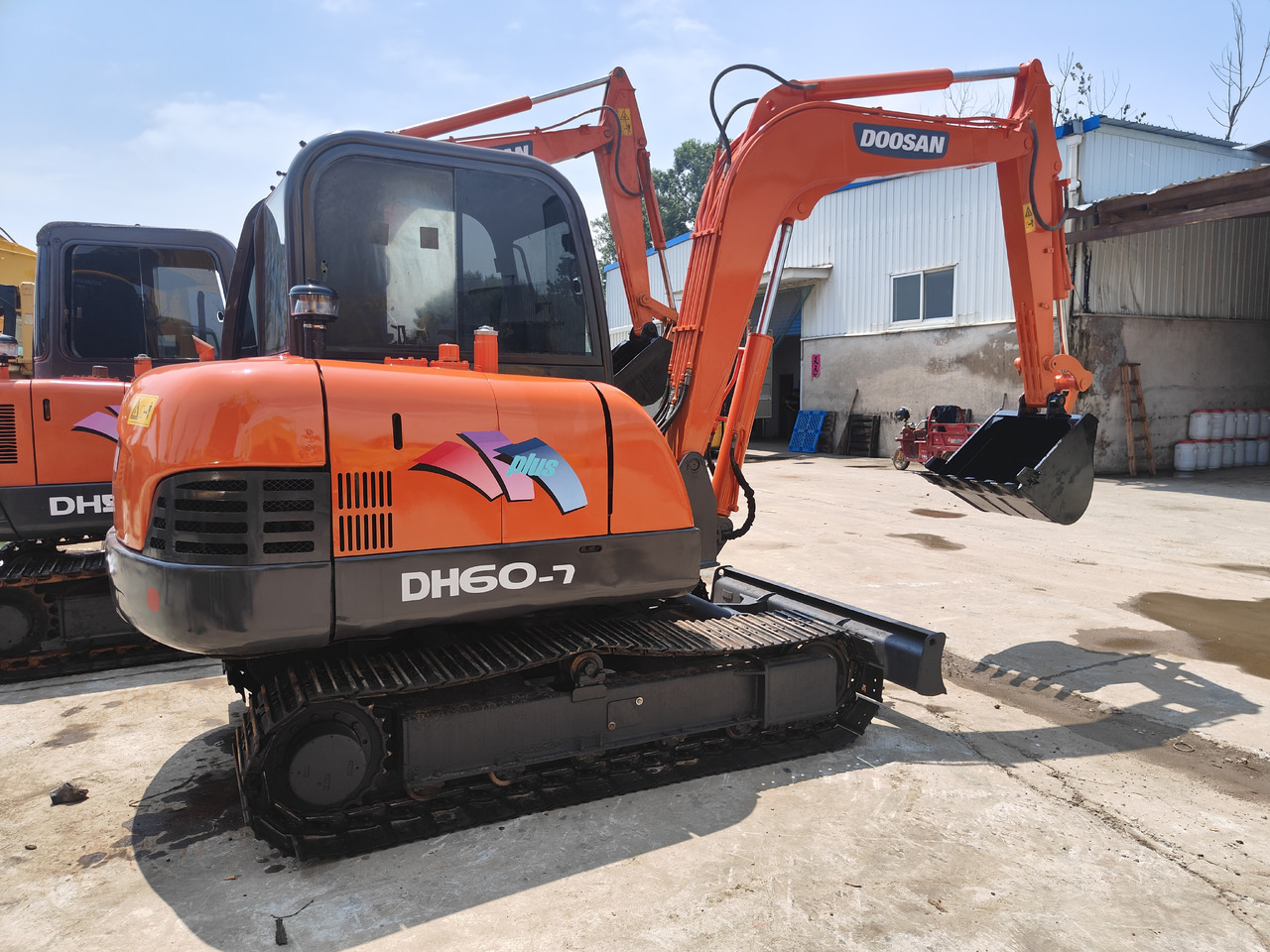 DOOSAN DH60-7 - Crawler excavator: picture 2 DOOSAN DH60-7 - Crawler excavator: picture 2