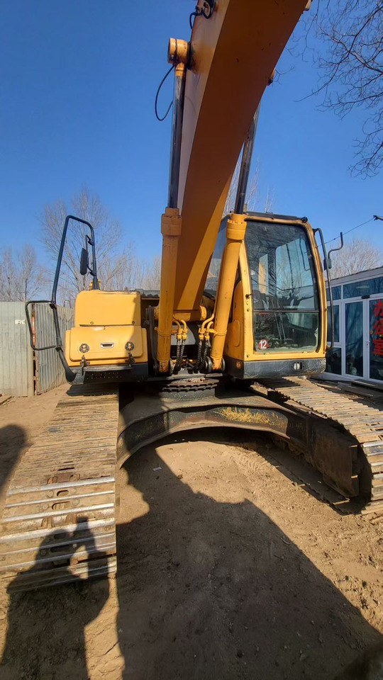 HYUNDAI R220LC-9S - Crawler excavator: picture 3 HYUNDAI R220LC-9S - Crawler excavator: picture 3