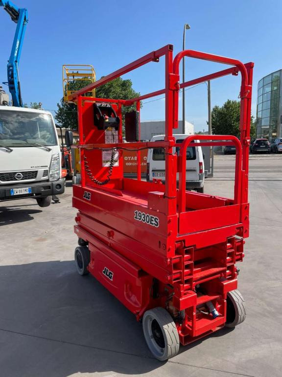 JLG 1930ES - Scissor lift: picture 2 JLG 1930ES - Scissor lift: picture 2