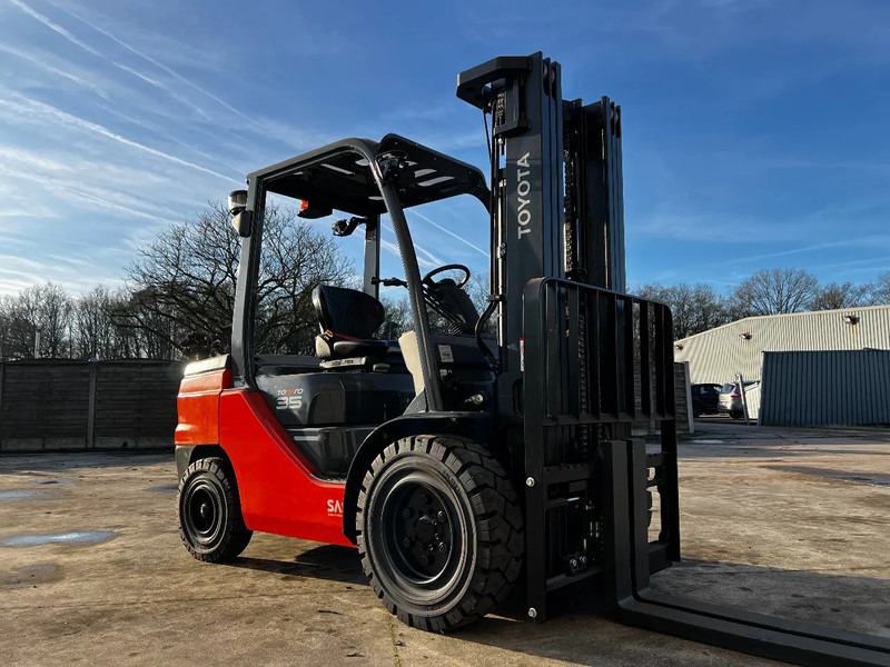 Toyota 52-8FDJF35 TONERO 35 (NEW) (5x in Stock) - Diesel forklift: picture 2 Toyota 52-8FDJF35 TONERO 35 (NEW) (5x in Stock) - Diesel forklift: picture 2