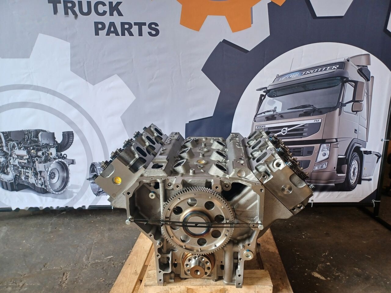 .V/3 Mercedes-Benz truck - Cylinder block for Truck: picture 2 .V/3 Mercedes-Benz truck - Cylinder block for Truck: picture 2