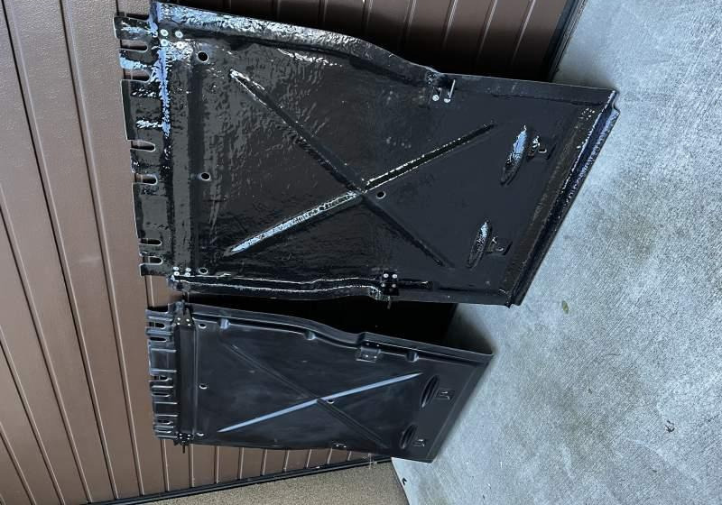 Osłona silnika SETRA 515 EURO 6, MERCEDES TRAVEGO, A4106800918,A 410 680 09 18,4 Setra Setra 511 515 516 517 519 HD HDH - Coach: picture 3 Osłona silnika SETRA 515 EURO 6, MERCEDES TRAVEGO, A4106800918,A 410 680 09 18,4 Setra Setra 511 515 516 517 519 HD HDH - Coach: picture 3