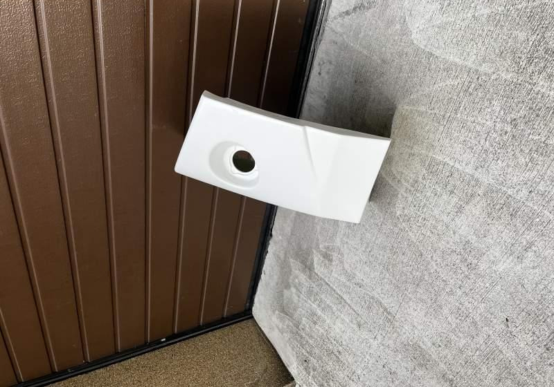 Zderzak, narożnik tylny lewy VOLVO 9700, 9800, 9900 Volvo 9700, 9800, 9900, B12 - Body and exterior for Bus: picture 2 Zderzak, narożnik tylny lewy VOLVO 9700, 9800, 9900 Volvo 9700, 9800, 9900, B12 - Body and exterior for Bus: picture 2