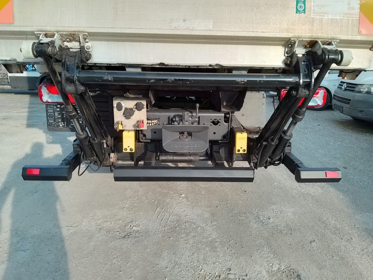 Lease a  MAN TGA 18 320 MAN TGA 18 320: picture 17