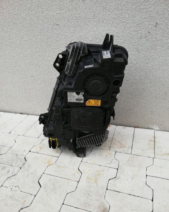 LAMPA XENON VOLVO FH4 FH 4 FM RH ORYGINAŁ - Headlight for Truck: picture 3 LAMPA XENON VOLVO FH4 FH 4 FM RH ORYGINAŁ - Headlight for Truck: picture 3