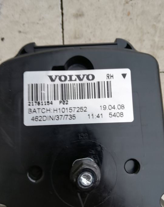 LAMPY TYL VOLVO FM FMX ORYGINAŁ KOMPLET NOWE - Tail light for Truck: picture 3 LAMPY TYL VOLVO FM FMX ORYGINAŁ KOMPLET NOWE - Tail light for Truck: picture 3