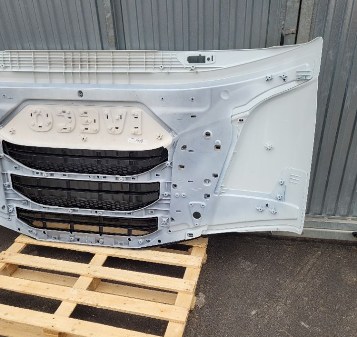 MASKA ATRAPA IVECO S WAY ORYGINAL NM. - Hood for Truck: picture 4 MASKA ATRAPA IVECO S WAY ORYGINAL NM. - Hood for Truck: picture 4