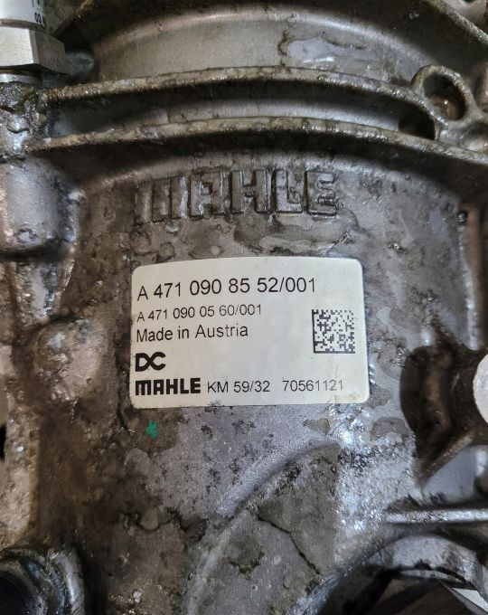 OBUDOWA FILTRA PALIWA ACTROS MP4 A4710908552/001 - Fuel filter for Truck: picture 2 OBUDOWA FILTRA PALIWA ACTROS MP4 A4710908552/001 - Fuel filter for Truck: picture 2