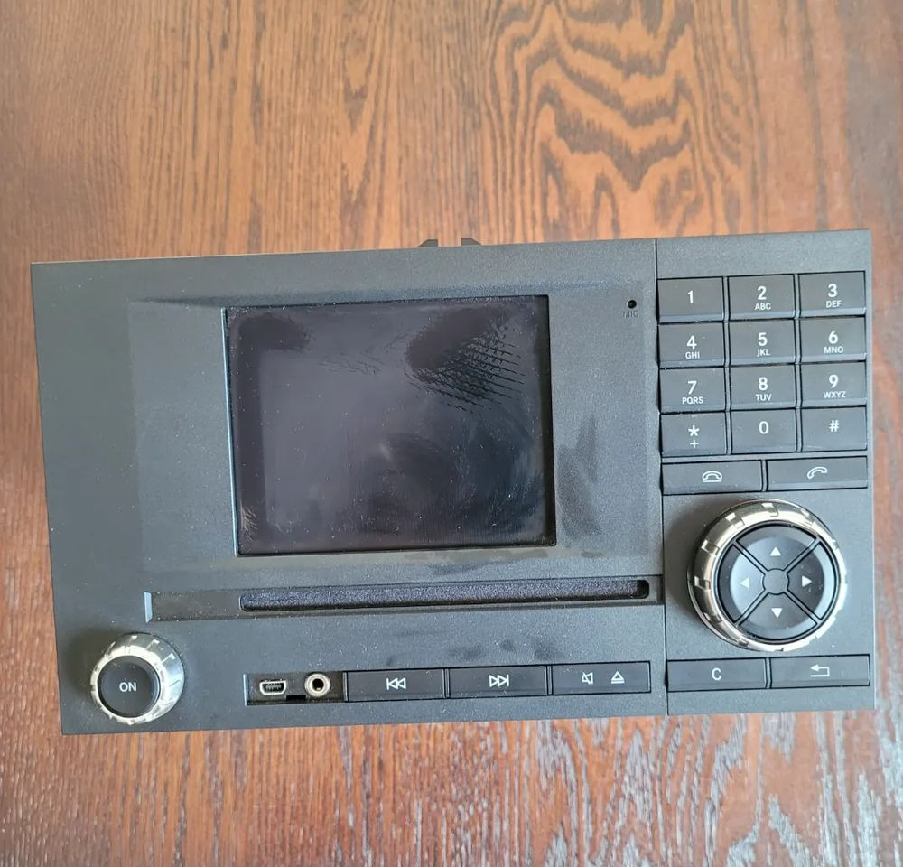 RADIO MERCEDES ACTROS MP4 A 0004467662 Chwalim116 - Dashboard for Truck: picture 1 RADIO MERCEDES ACTROS MP4 A 0004467662 Chwalim116 - Dashboard for Truck: picture 1