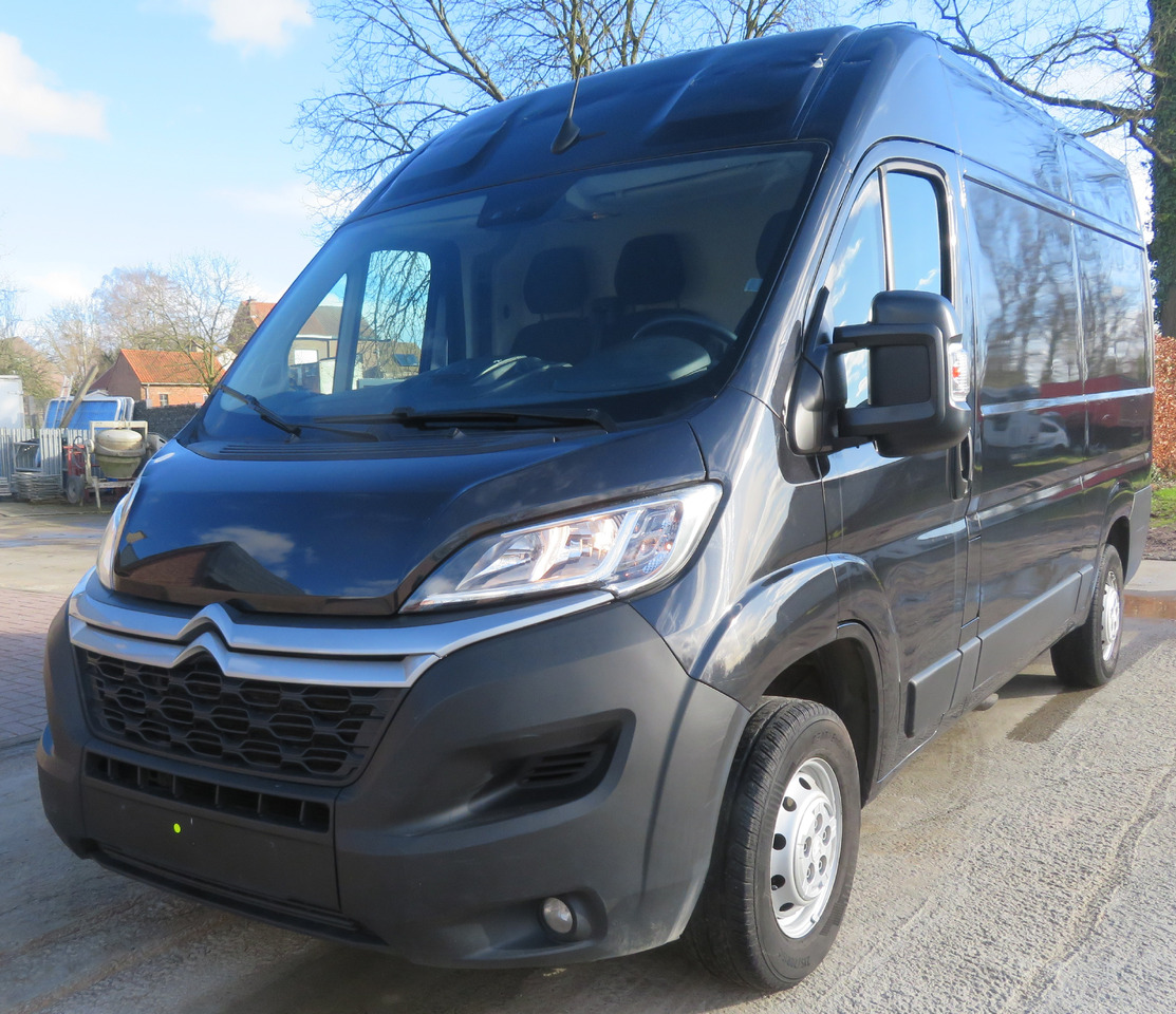 Citroën Jumpy 2.2 blueHDI L2H2 - Small van: picture 2 Citroën Jumpy 2.2 blueHDI L2H2 - Small van: picture 2
