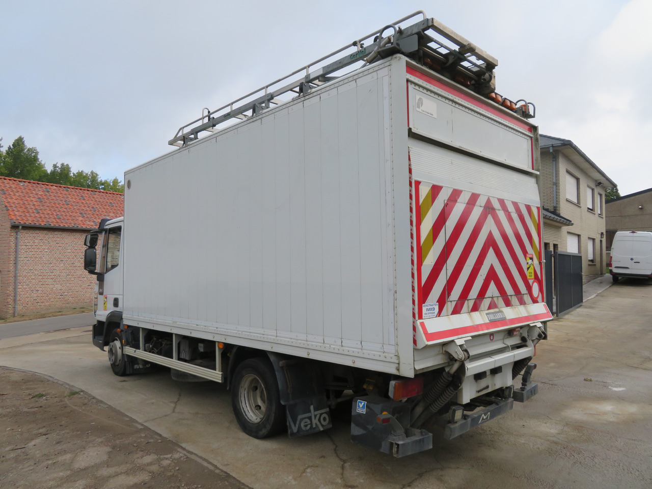 Iveco Eurocargo ML90E18 Bakwagen - Box truck: picture 5 Iveco Eurocargo ML90E18 Bakwagen - Box truck: picture 5