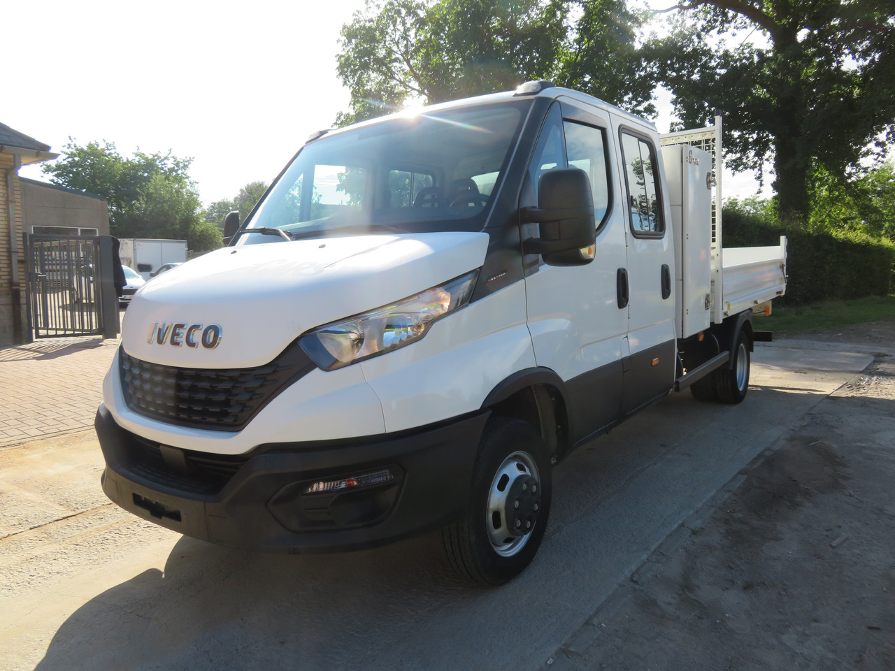 Iveco Daily 35C16 3.0 Dubbel cabine - Kipper - Van, Combi van: picture 3 Iveco Daily 35C16 3.0 Dubbel cabine - Kipper - Van, Combi van: picture 3