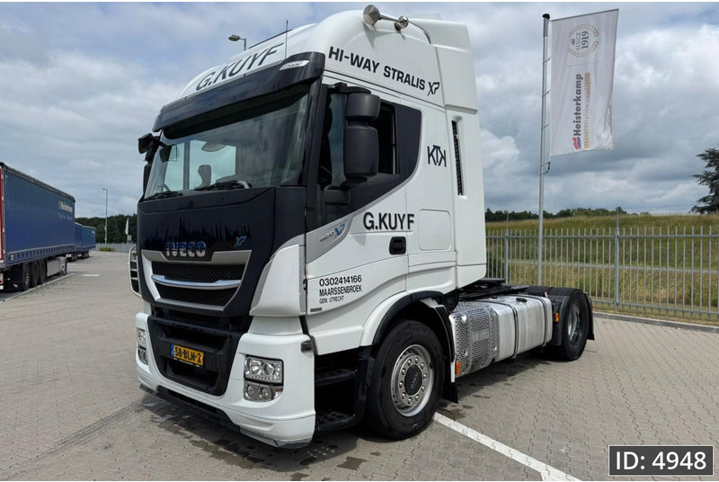 Tractor unit Iveco AS440STX/P Hi-Way Stralis, Euro 6, / 2 Tanks / Perfect condition / NL Truck: picture 1