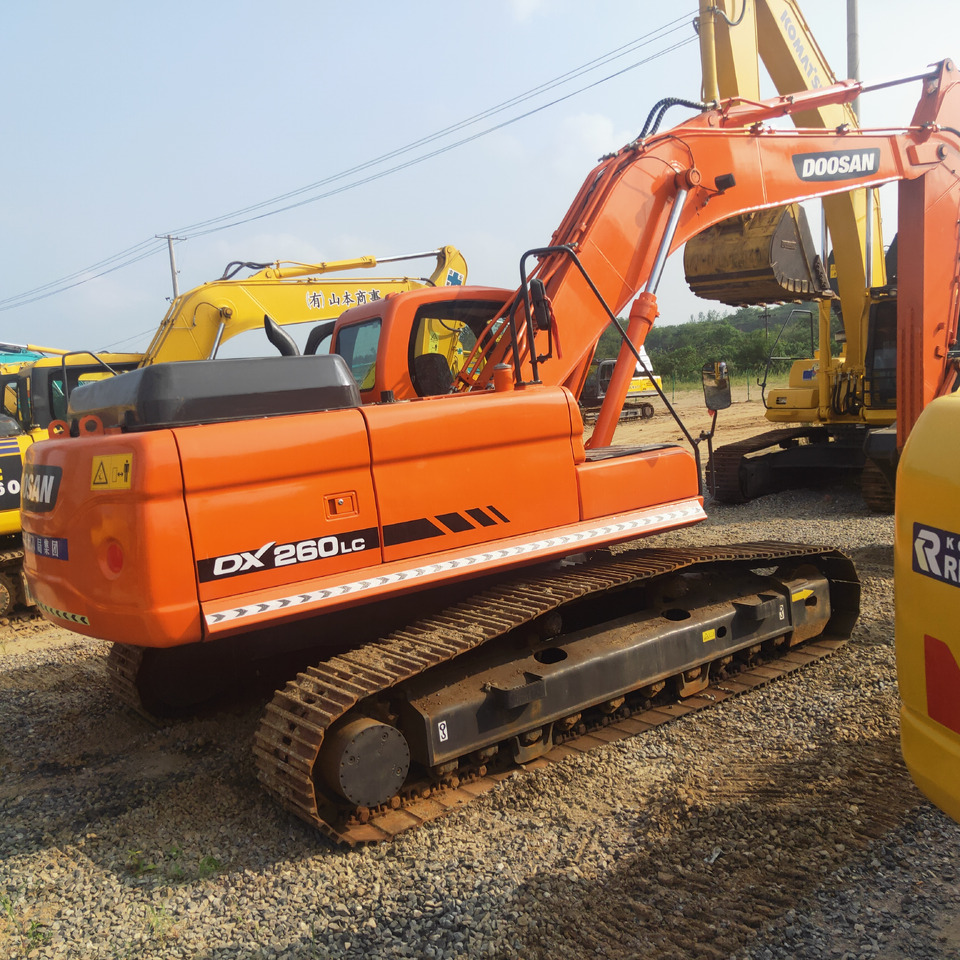 DX260LC - Crawler excavator: picture 5 DX260LC - Crawler excavator: picture 5