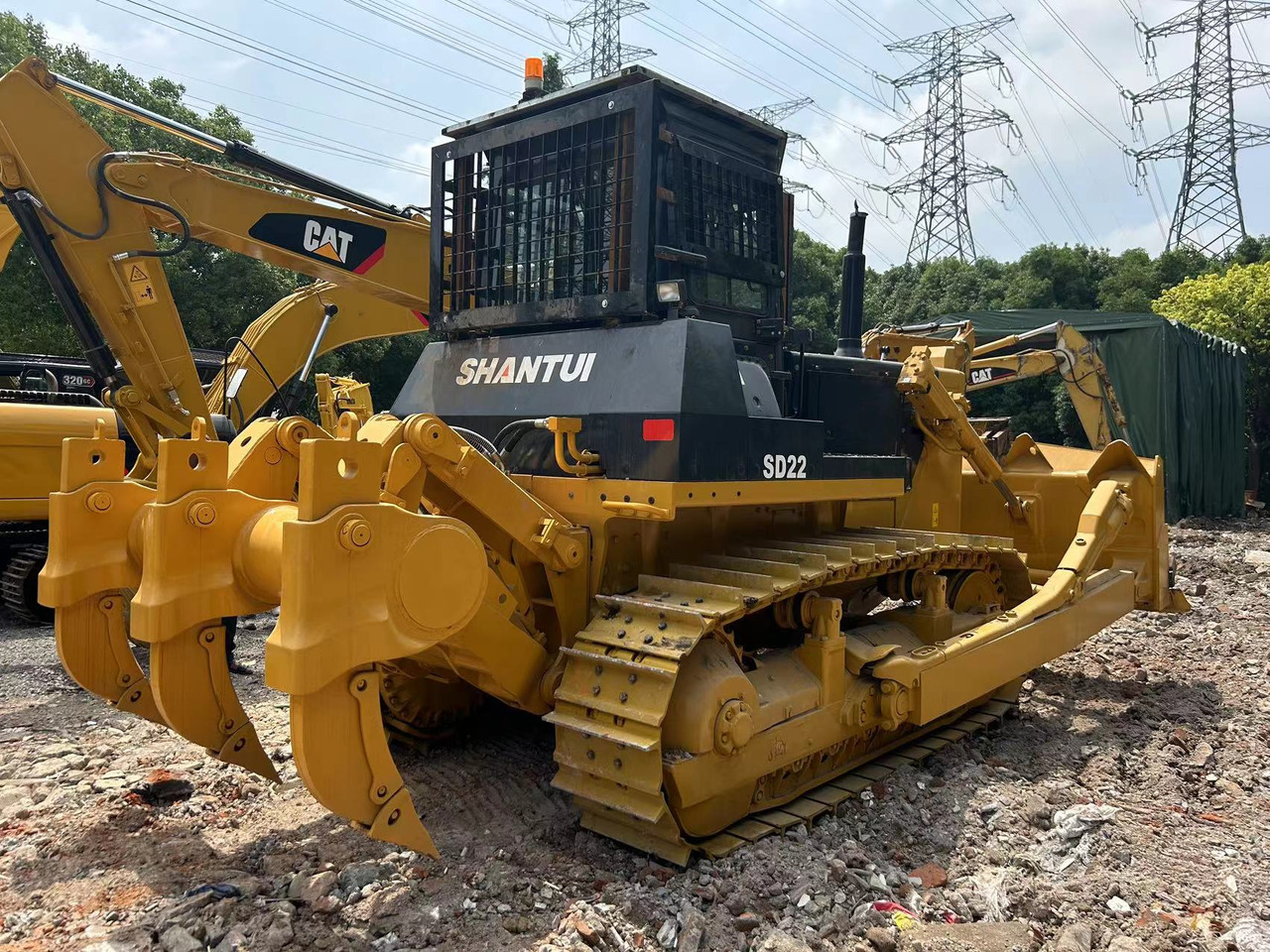 SHANTUI Bulldozer SD22 Low Hours with Claws - Bulldozer: picture 1 SHANTUI Bulldozer SD22 Low Hours with Claws - Bulldozer: picture 1