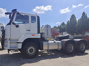 SINOTRUK Sinotruck for sale for Sale in Malawi - Tractor unit: picture 2 SINOTRUK Sinotruck for sale for Sale in Malawi - Tractor unit: picture 2