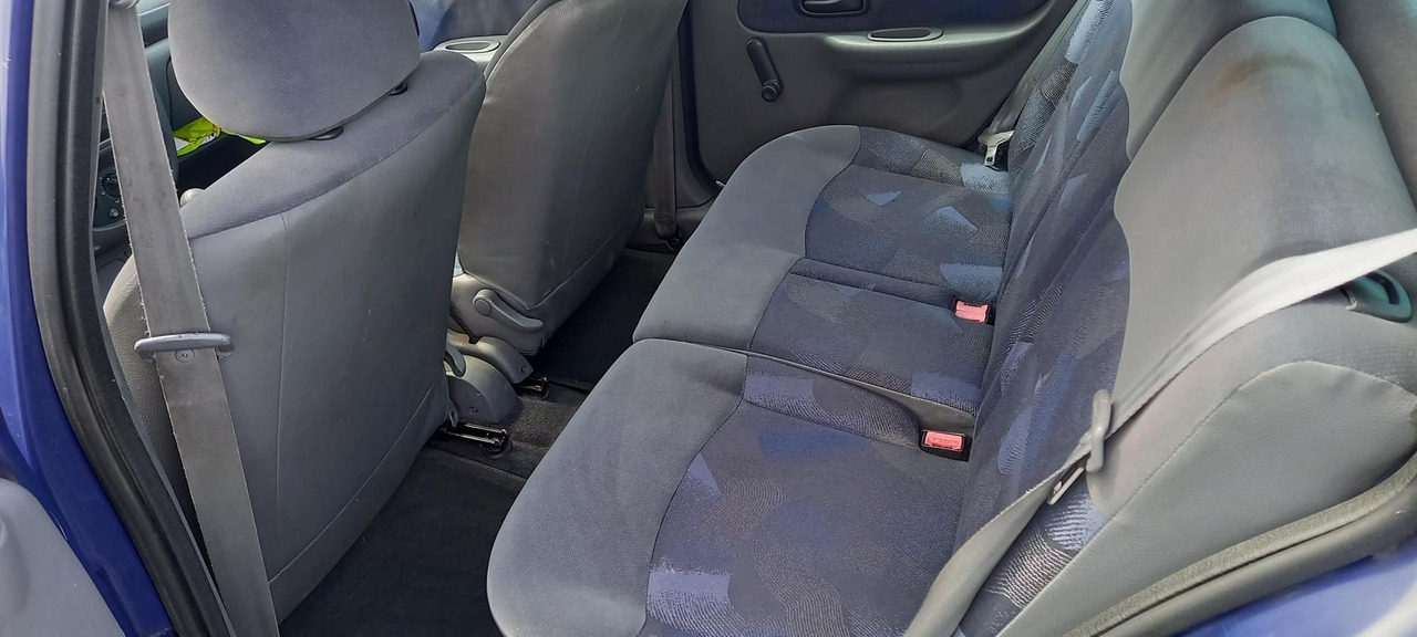 CLIO SANS CONTROLE TECHNIQUE - Car: picture 4 CLIO SANS CONTROLE TECHNIQUE - Car: picture 4