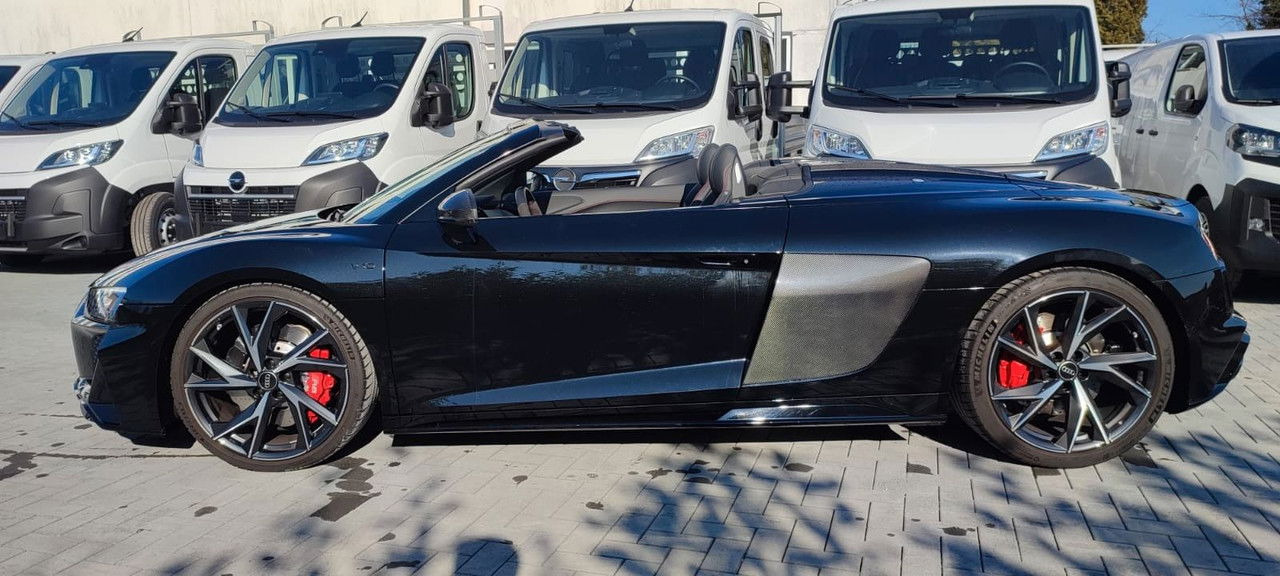 Audi R8 Spyder 5.2 FSI RWD performance - Car: picture 5 Audi R8 Spyder 5.2 FSI RWD performance - Car: picture 5