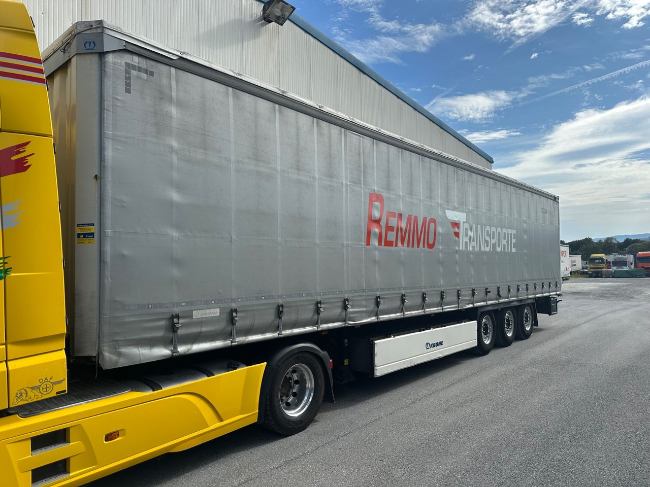 Krone SD 27 Pal-Kasten Lift XL-Cert. Standard - Curtainsider semi-trailer: picture 1 Krone SD 27 Pal-Kasten Lift XL-Cert. Standard - Curtainsider semi-trailer: picture 1