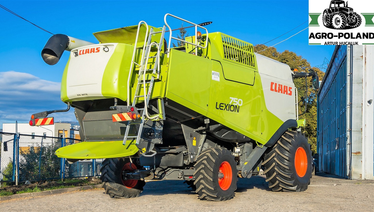CLAAS LEXION 750 - 2012 ROK - 1650 h - 7.5 M - Combine harvester: picture 4 CLAAS LEXION 750 - 2012 ROK - 1650 h - 7.5 M - Combine harvester: picture 4