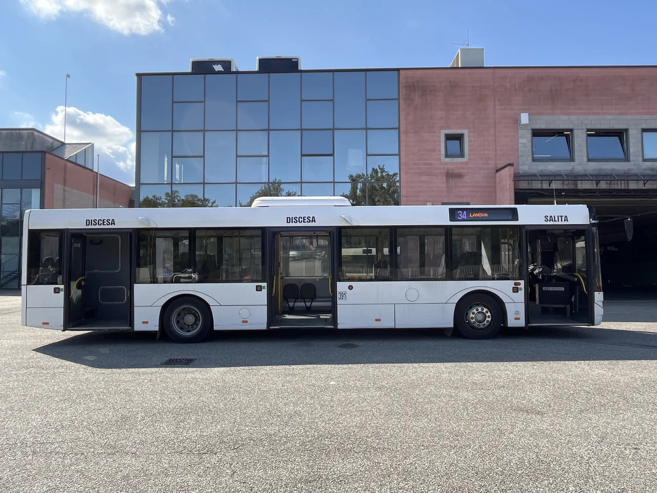 City bus Solaris Urbino: picture 11
