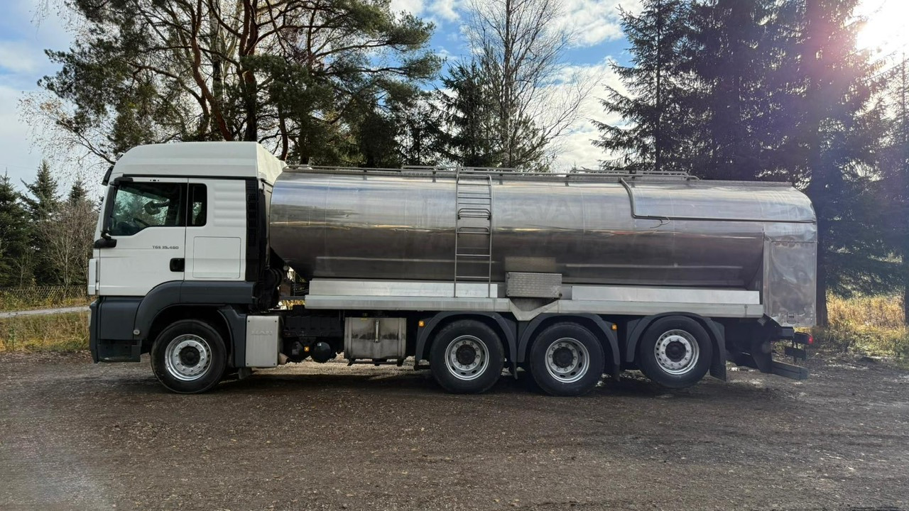 MAN TGS 35.480 8X4-2 TRIDEM Wasser-Tank - Tank truck: picture 3 MAN TGS 35.480 8X4-2 TRIDEM Wasser-Tank - Tank truck: picture 3