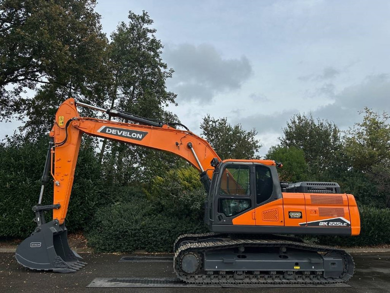 Develon DX 225 LC-7M - Crawler excavator: picture 3 Develon DX 225 LC-7M - Crawler excavator: picture 3