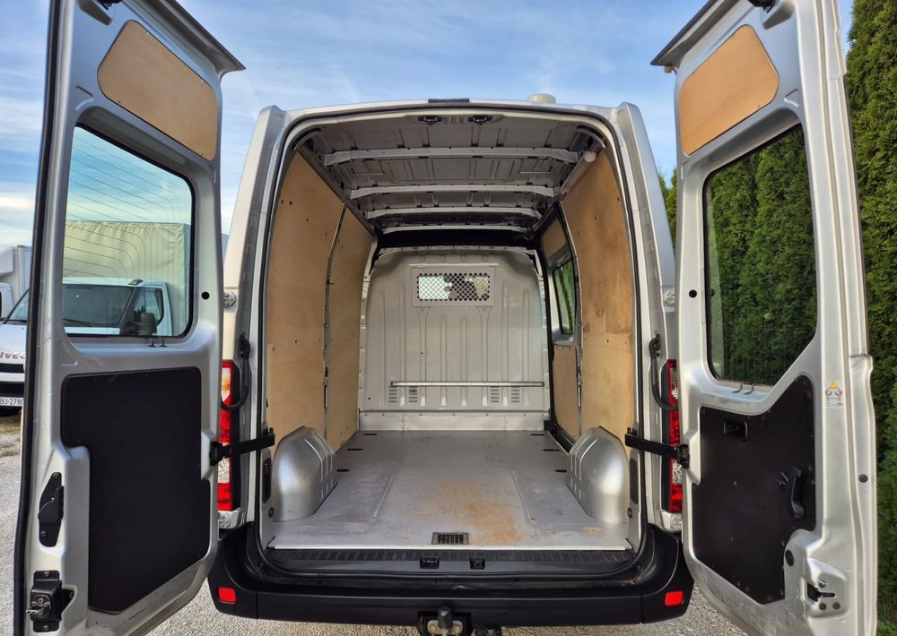 Renault Master 2.3 125KM ŚLICZNY Bez AdBlue** - Panel van: picture 5 Renault Master 2.3 125KM ŚLICZNY Bez AdBlue** - Panel van: picture 5