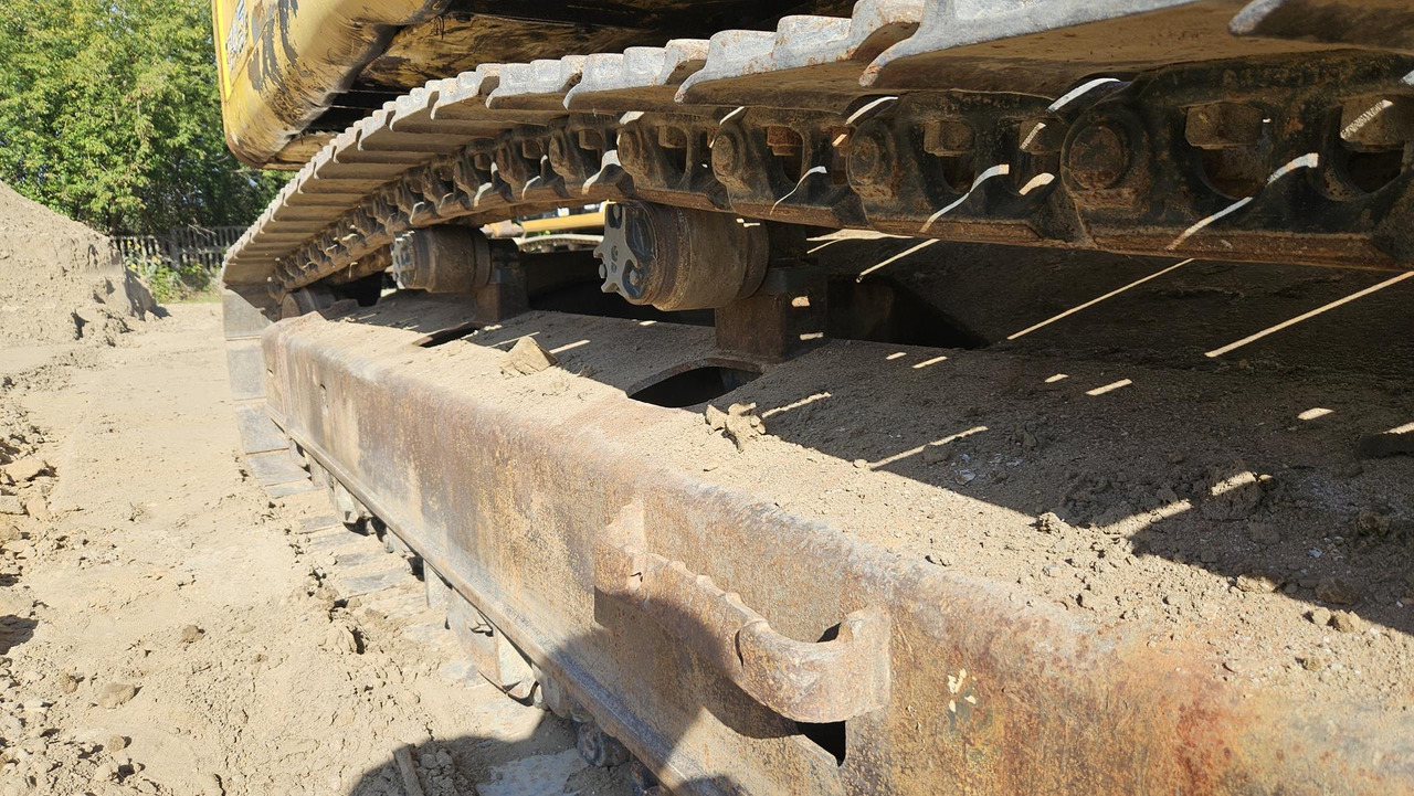 Crawler excavator NEW HOLLAND E 245 B: picture 13 Crawler excavator NEW HOLLAND E 245 B: picture 13