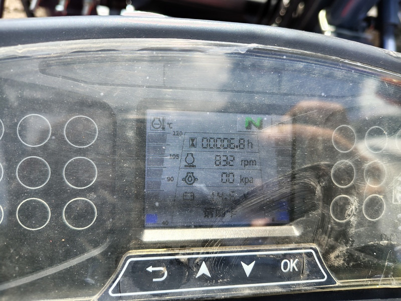 Lease a HCHI 4 ton diesel HCHI 4 ton diesel: picture 16 Lease a HCHI 4 ton diesel HCHI 4 ton diesel: picture 16