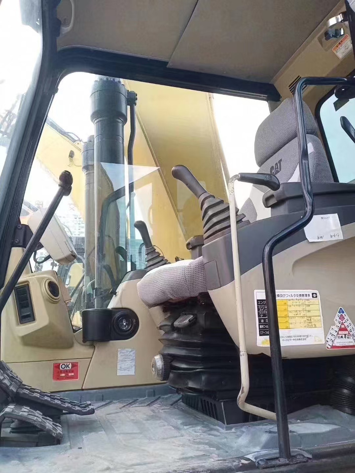 CATERPILLAR 325C used excavator low price for sale caterpillar - Crawler excavator: picture 2 CATERPILLAR 325C used excavator low price for sale caterpillar - Crawler excavator: picture 2