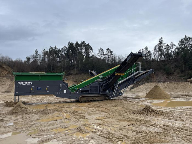 MCCLOSKEY S130 2D - Screener: picture 3 MCCLOSKEY S130 2D - Screener: picture 3