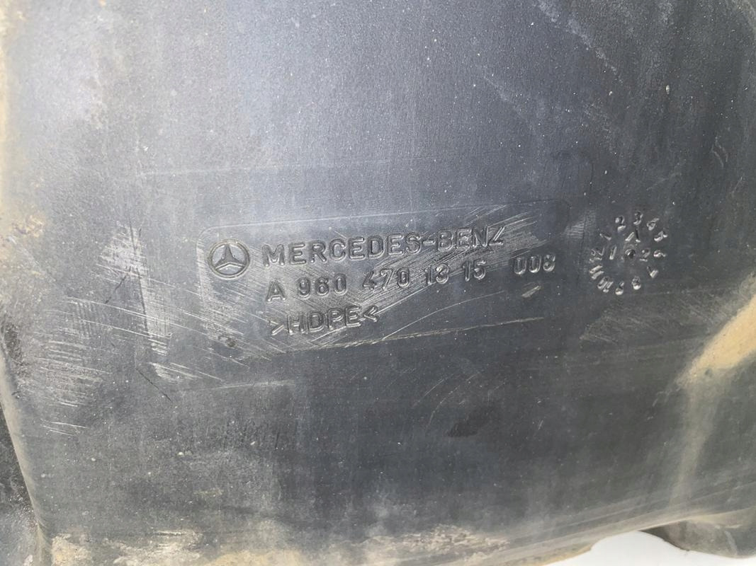 ZBIORNIK KOMPLETNY AD BLUE ACTROS MP4 A9604701315 - AdBlue tank for Truck: picture 3 ZBIORNIK KOMPLETNY AD BLUE ACTROS MP4 A9604701315 - AdBlue tank for Truck: picture 3