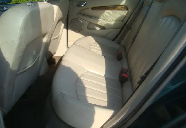 Sedan Jaguar X-Type: picture 14 Sedan Jaguar X-Type: picture 14