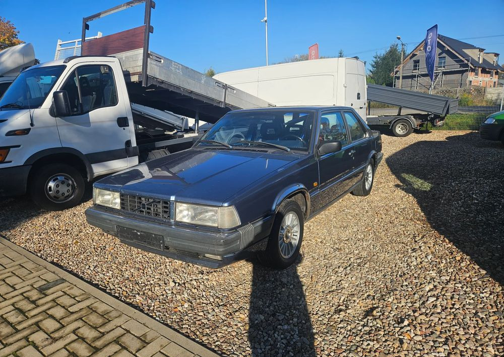Volvo 780 - Sedan: picture 1 Volvo 780 - Sedan: picture 1