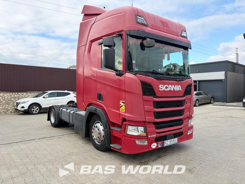 Scania R R450 - Tractor unit: picture 2 Scania R R450 - Tractor unit: picture 2