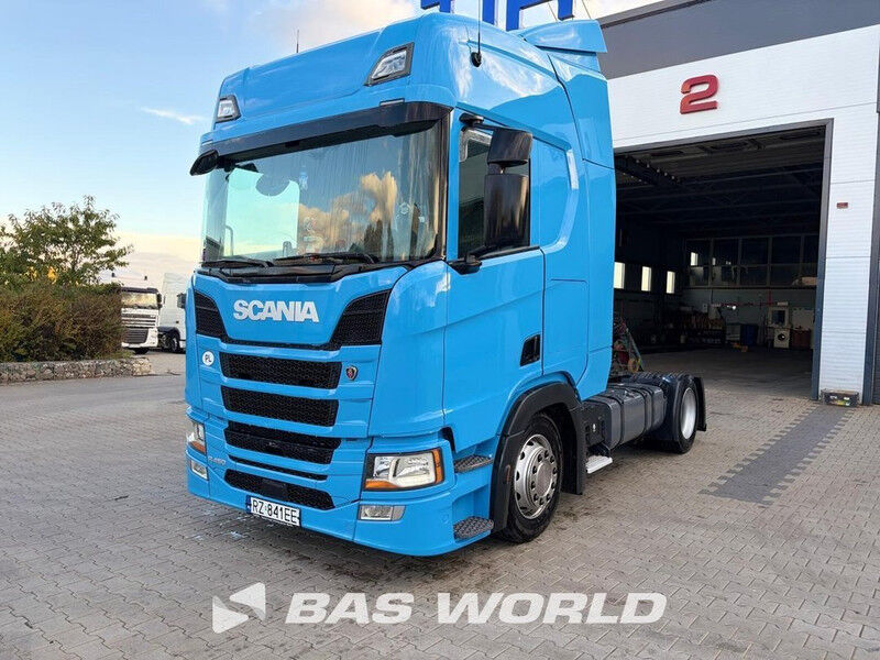 Scania R R450 - Tractor unit: picture 1 Scania R R450 - Tractor unit: picture 1