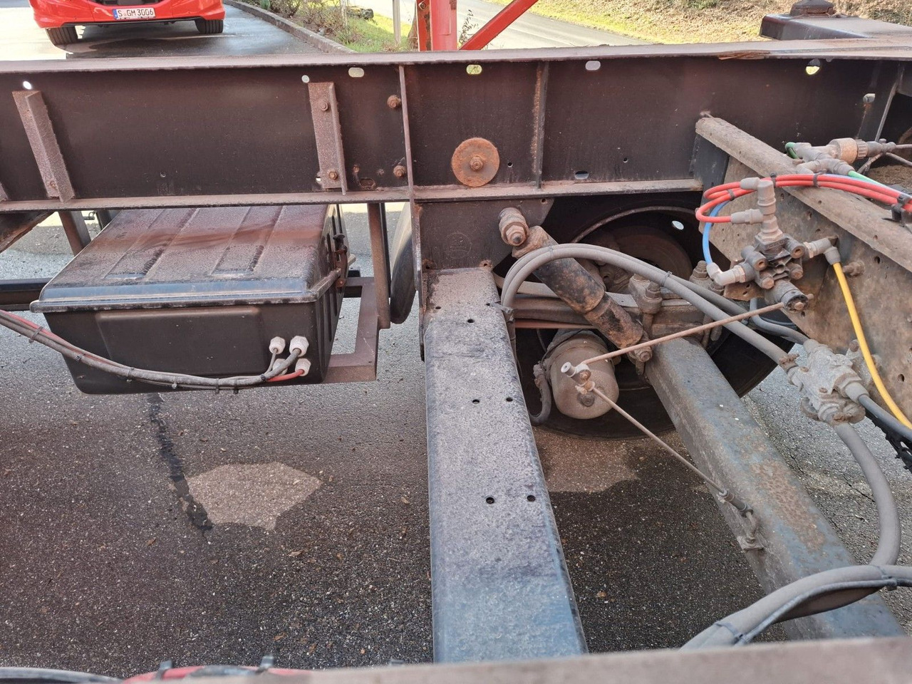 Krone AWE 18P, Ladebordwand BÄR 2,0 to - Container transporter/ Swap body trailer: picture 3 Krone AWE 18P, Ladebordwand BÄR 2,0 to - Container transporter/ Swap body trailer: picture 3