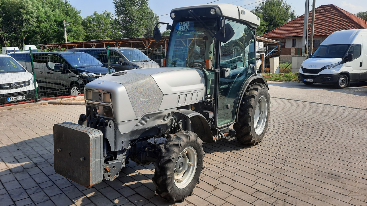 LAMBORGHINI RV90 Automatic - Agricultural machinery: picture 2 LAMBORGHINI RV90 Automatic - Agricultural machinery: picture 2