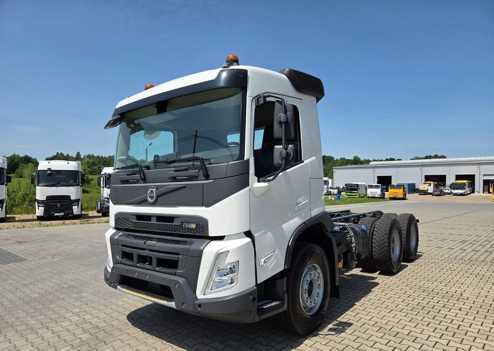 Volvo FMX 6x2 - Cab chassis truck: picture 2 Volvo FMX 6x2 - Cab chassis truck: picture 2