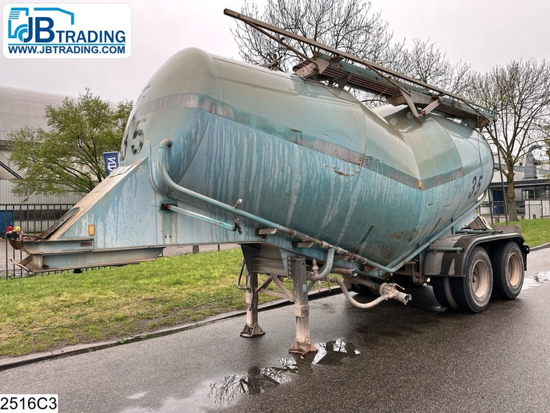FILLIAT Silo Steel suspenion - Tank semi-trailer: picture 1 FILLIAT Silo Steel suspenion - Tank semi-trailer: picture 1