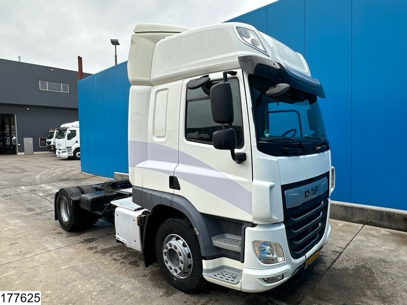 DAF CF 410 EURO 6 - Tractor unit: picture 2 DAF CF 410 EURO 6 - Tractor unit: picture 2