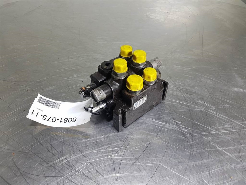 Ahlmann AZ150-4109612A-Nordhydraulic RS-211-Valve/Ventile - Hydraulics: picture 2 Ahlmann AZ150-4109612A-Nordhydraulic RS-211-Valve/Ventile - Hydraulics: picture 2