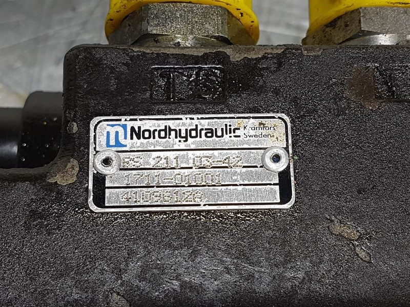 Ahlmann AZ150-4109612A-Nordhydraulic RS-211-Valve/Ventile - Hydraulics: picture 4 Ahlmann AZ150-4109612A-Nordhydraulic RS-211-Valve/Ventile - Hydraulics: picture 4